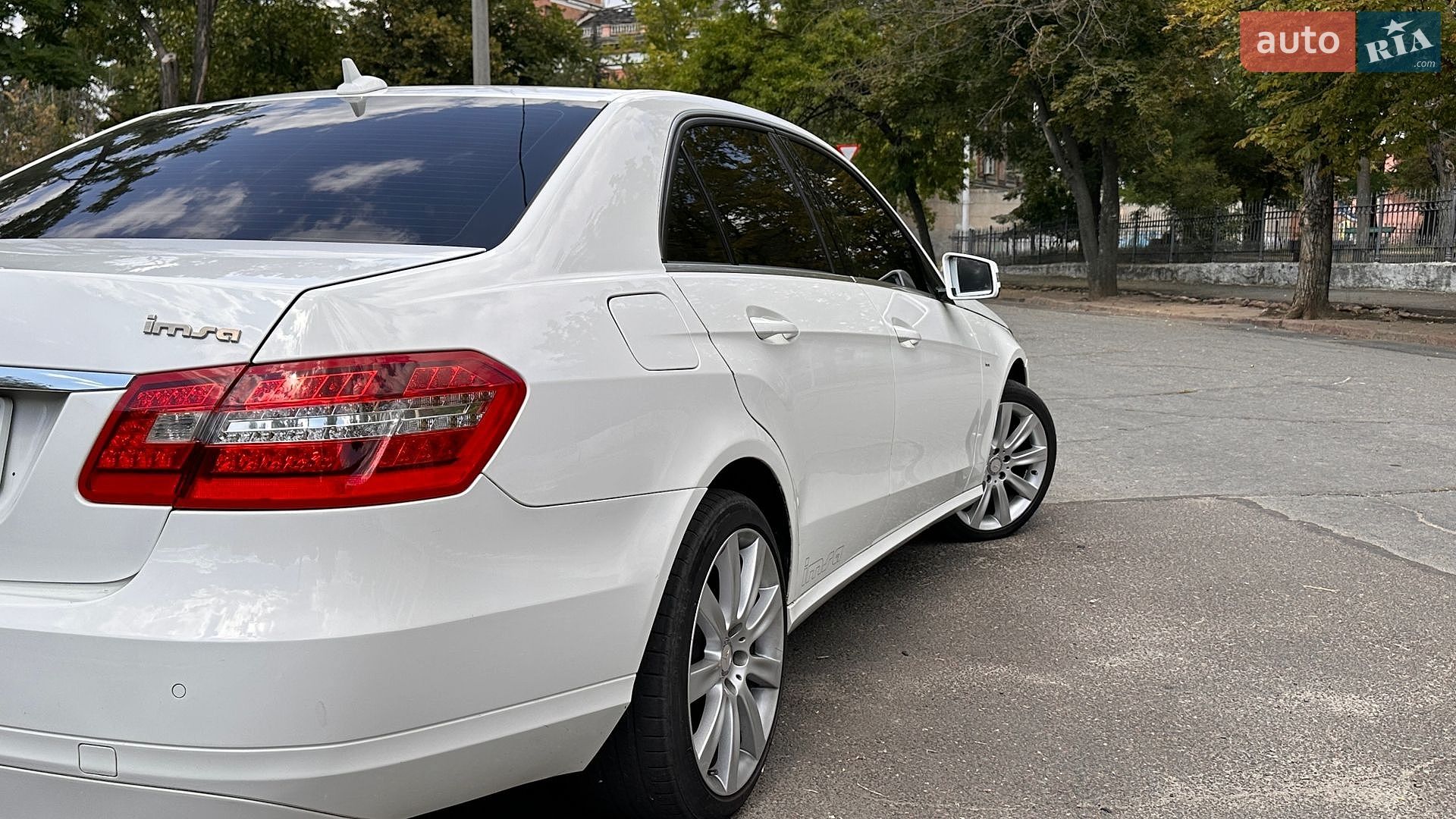 Mercedes-Benz E-Class 2012 VIN WDD2120021A720840 фото оголошення 3 з 13