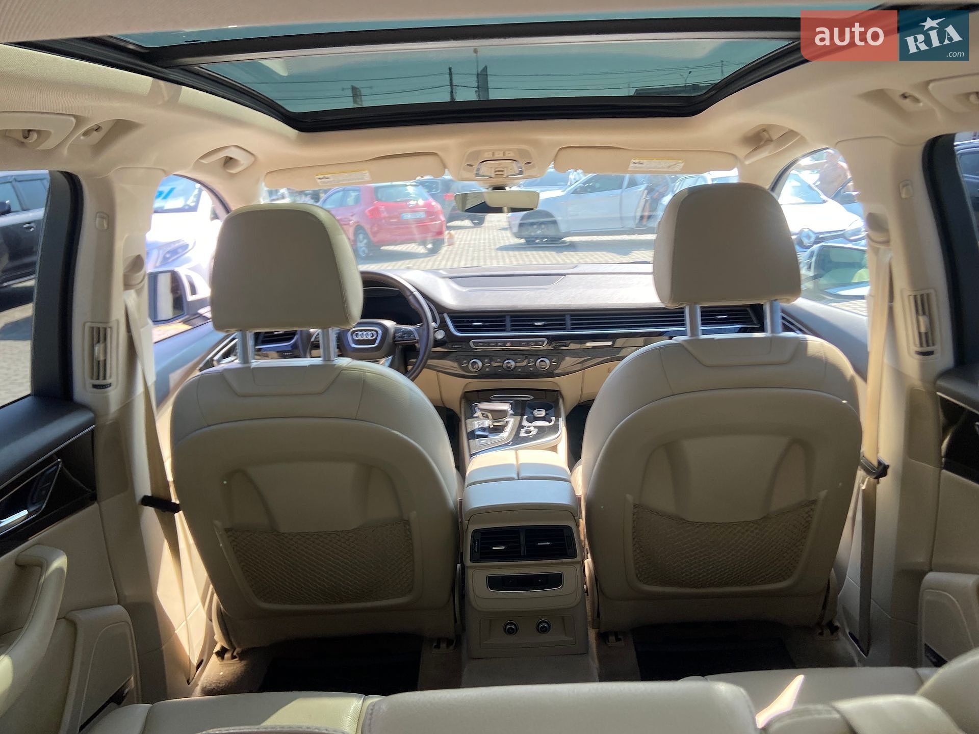 Audi Q7 2019 VIN WA1LAAF77KD012818 фото оголошення 10 з 44