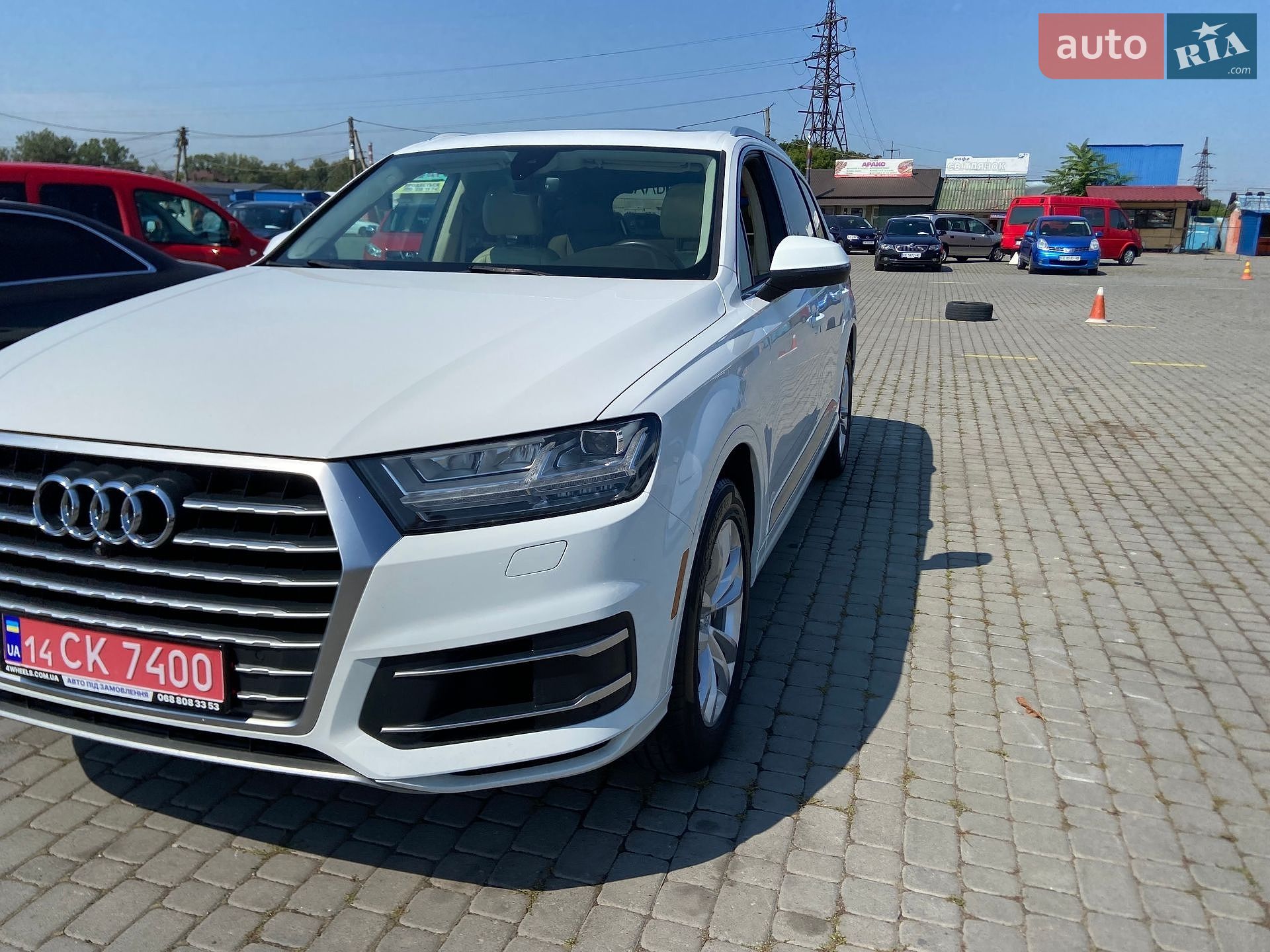 Audi Q7 2019 VIN WA1LAAF77KD012818 фото оголошення 14 з 44