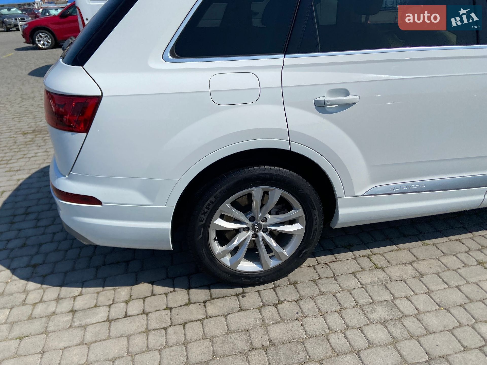 Audi Q7 2019 VIN WA1LAAF77KD012818 фото оголошення 22 з 44