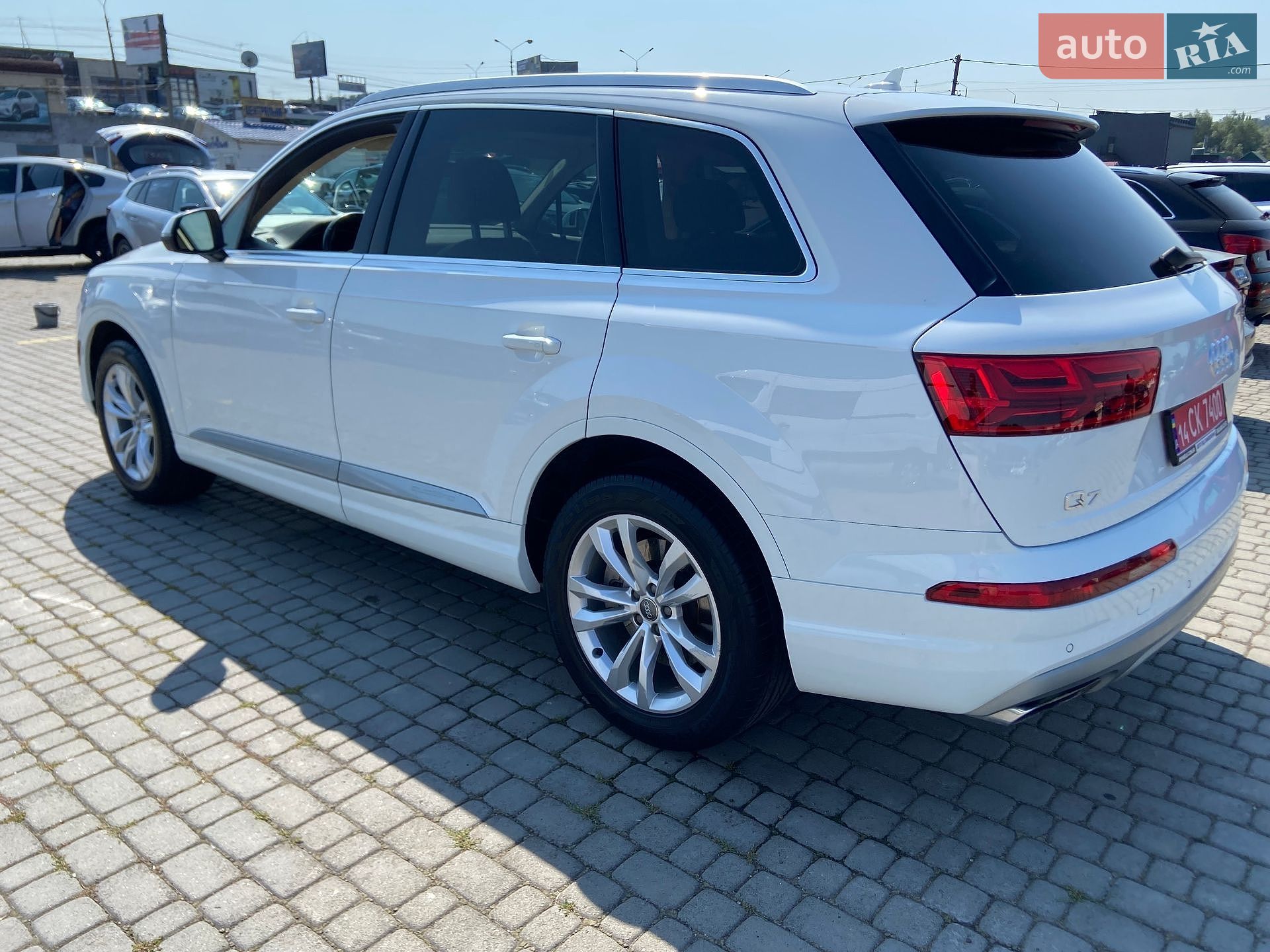 Audi Q7 2019 VIN WA1LAAF77KD012818 фото оголошення 24 з 44