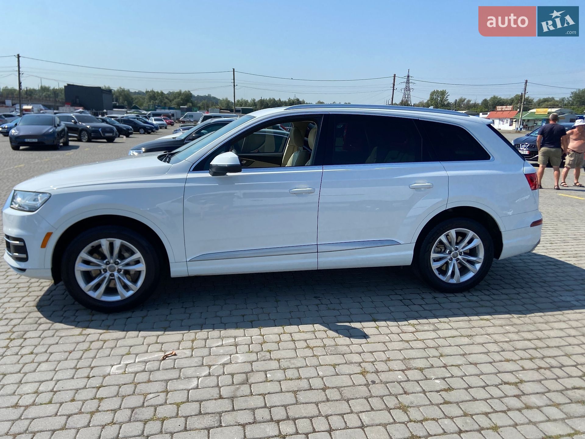 Audi Q7 2019 VIN WA1LAAF77KD012818 фото оголошення 27 з 44