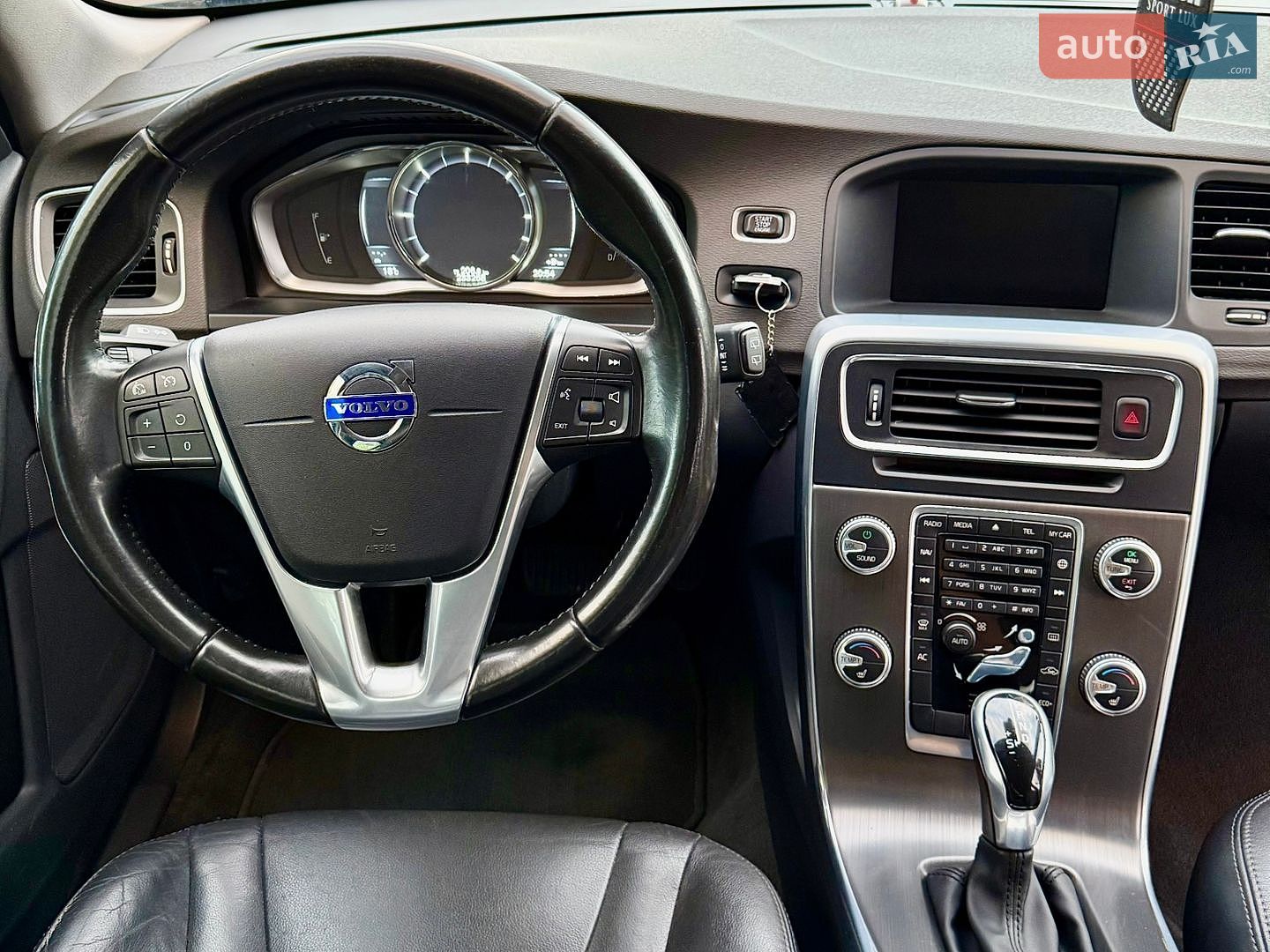 Volvo V60 2015 VIN YV1FWA88DG1289605 фото оголошення 26 з 27
