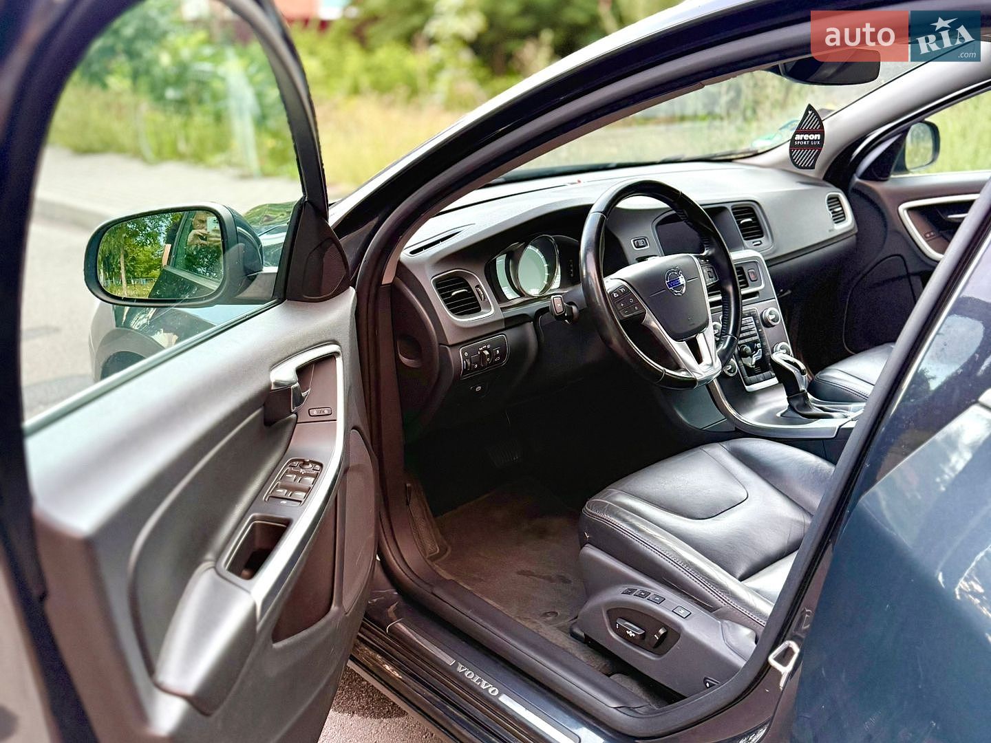Volvo V60 2015 VIN YV1FWA88DG1289605 фото оголошення 27 з 27