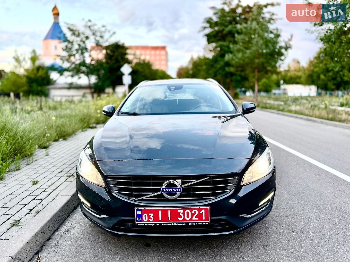 Volvo V60 2015 VIN YV1FWA88DG1289605 фото оголошення 13 з 27