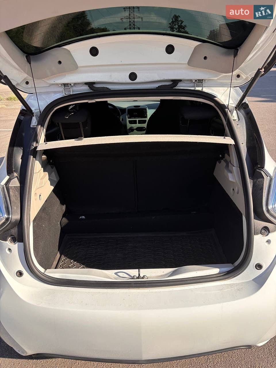 Renault Zoe 2018 VIN VF1AG000662095384 фото оголошення 10 з 28
