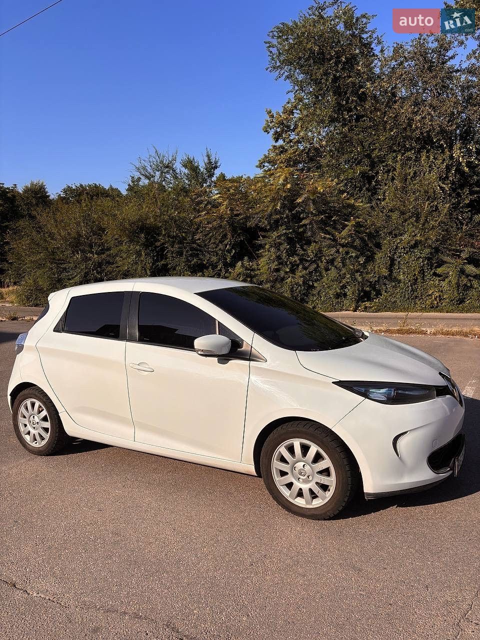 Renault Zoe 2018 VIN VF1AG000662095384 фото оголошення 2 з 28