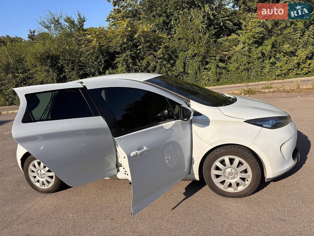 Renault Zoe 2018 VIN VF1AG000662095384 фото оголошення 9 з 28