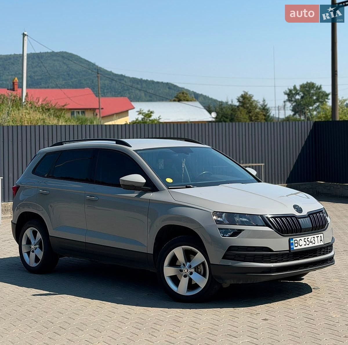 Skoda Karoq 2019 VIN TMBJG7NU7K2041852 фото оголошення 2 з 23