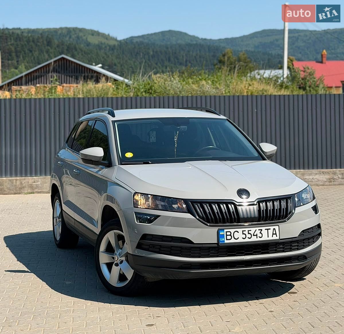 Skoda Karoq 2019 VIN TMBJG7NU7K2041852 фото оголошення 3 з 23