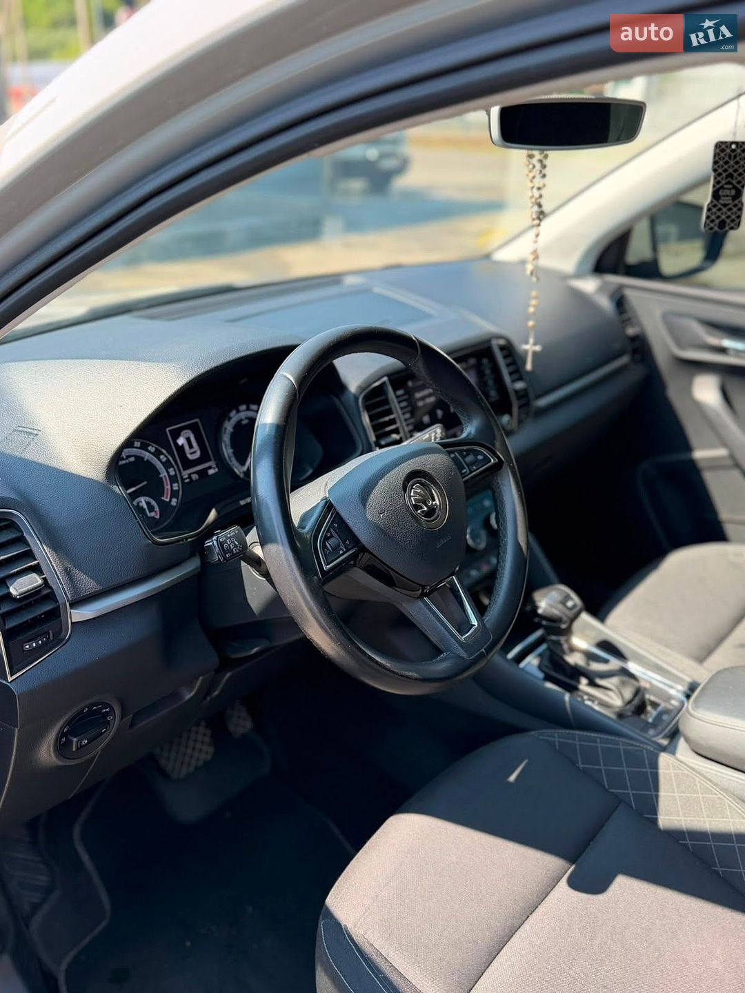 Skoda Karoq 2019 VIN TMBJG7NU7K2041852 фото оголошення 15 з 23