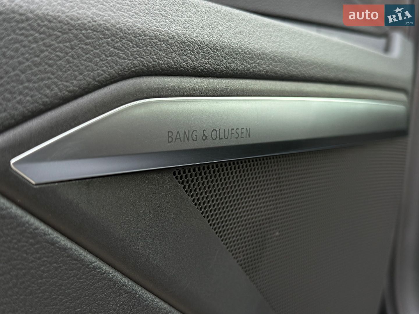 Audi e-tron 2020 VIN WAUZZZGEXMB004759 фото оголошення 119 з 154