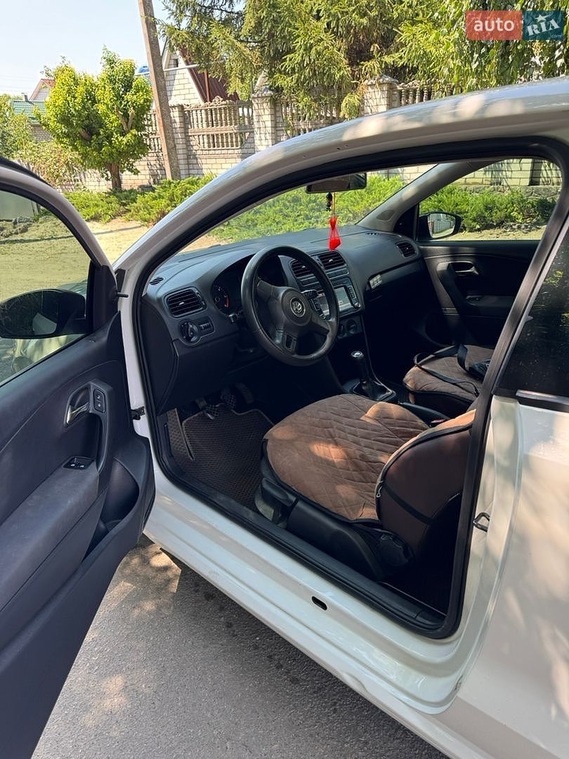 Volkswagen Polo 2011 VIN WVWZZZ6RZCY507713 фото оголошення 15 з 31