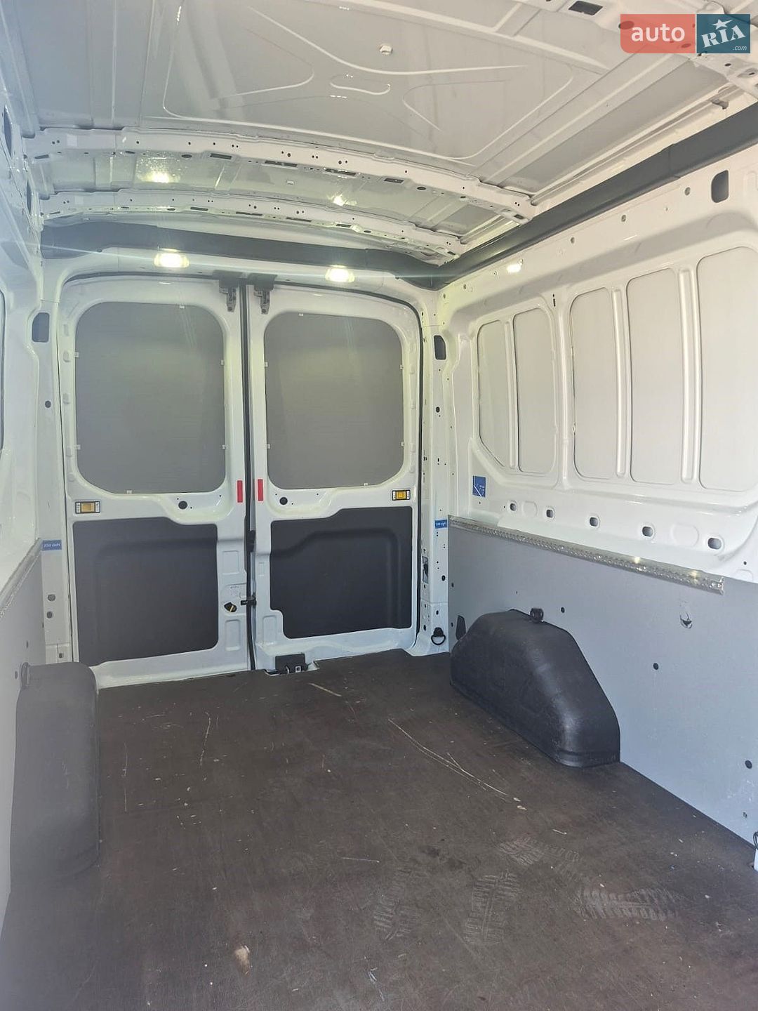 Ford Transit 2018 VIN WF0XXXTTGXHK83977 фото оголошення 34 з 37