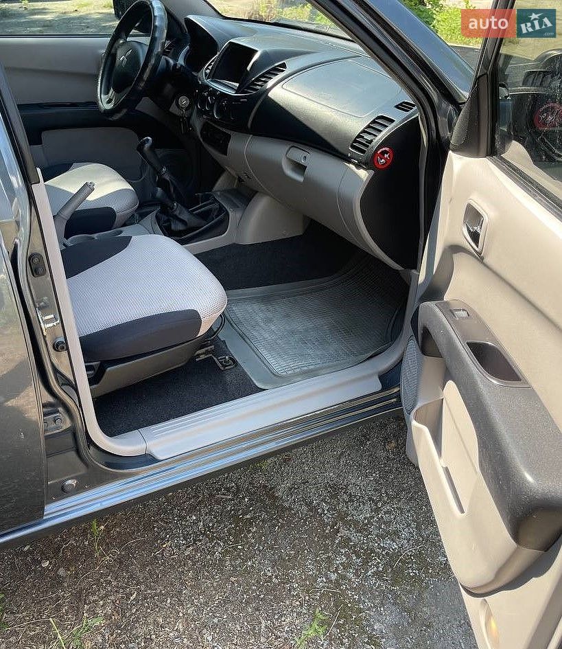 Mitsubishi L 200 2007 VIN MMBJNKB407D073165 фото оголошення 10 з 18
