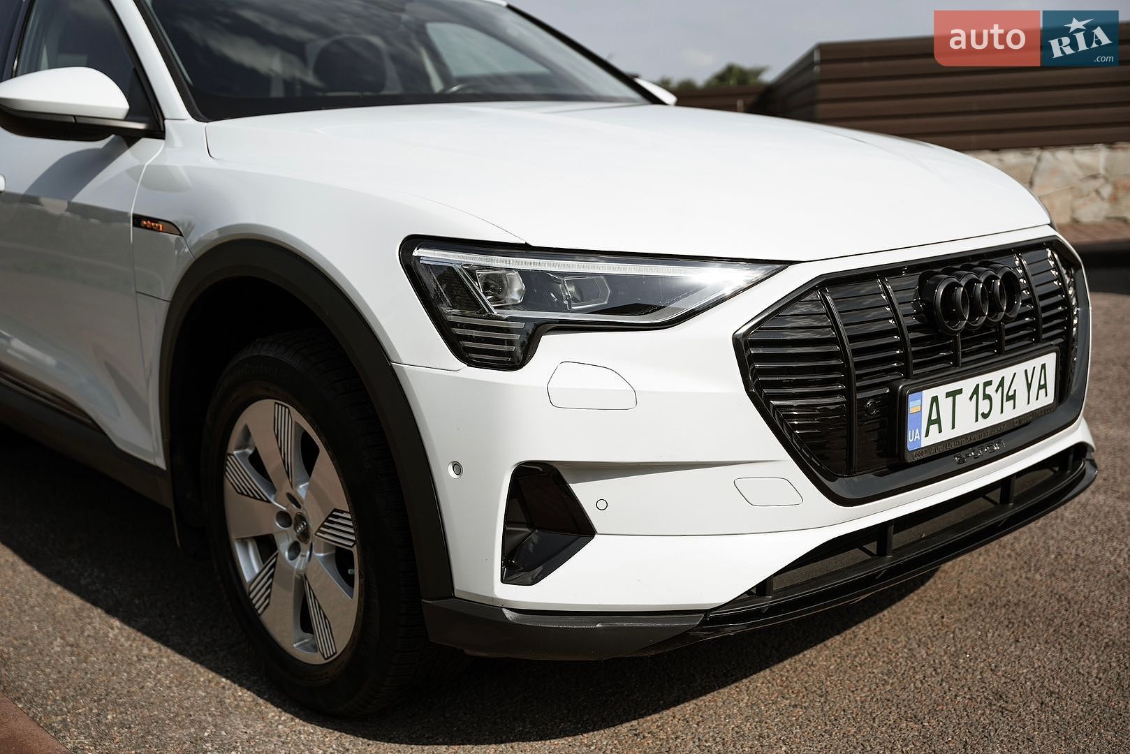 Audi e-tron 2020 VIN WAUZZZGE4LB037271 фото оголошення 15 з 99