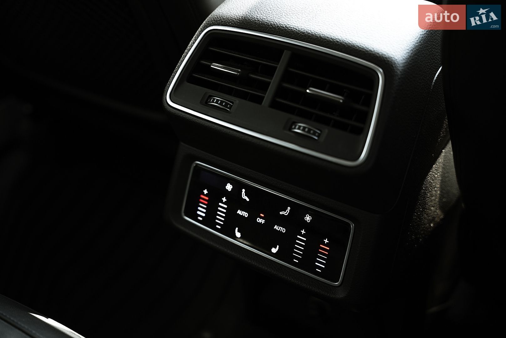 Audi e-tron 2020 VIN WAUZZZGE4LB037271 фото оголошення 21 з 99
