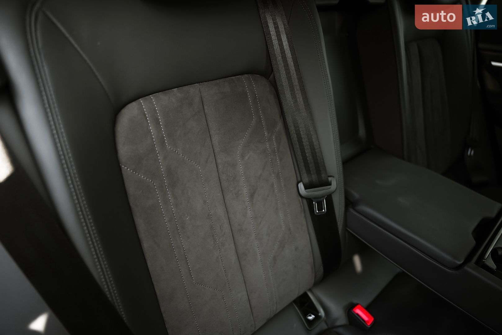 Audi e-tron 2020 VIN WAUZZZGE4LB037271 фото оголошення 28 з 99