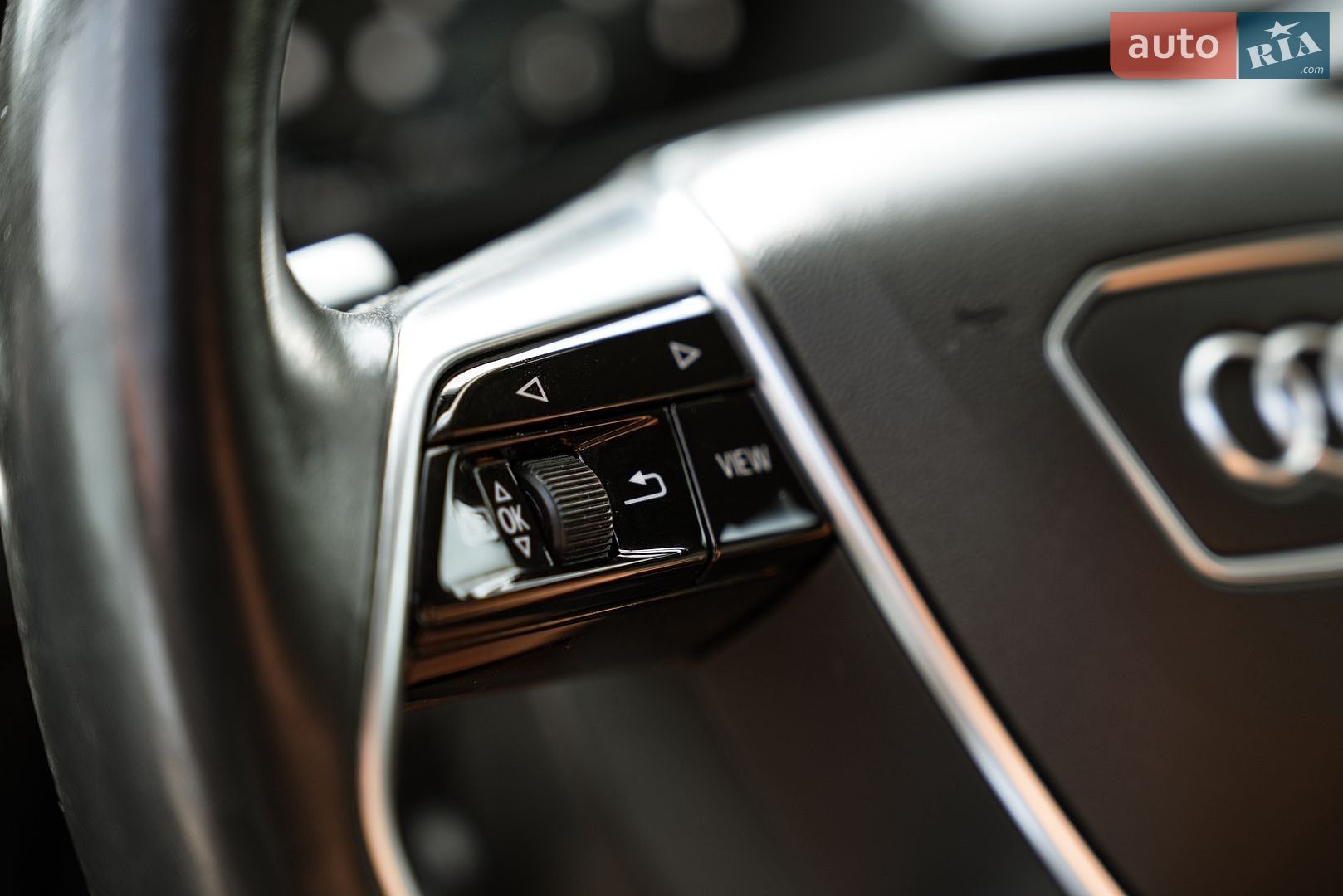 Audi e-tron 2020 VIN WAUZZZGE4LB037271 фото оголошення 45 з 99