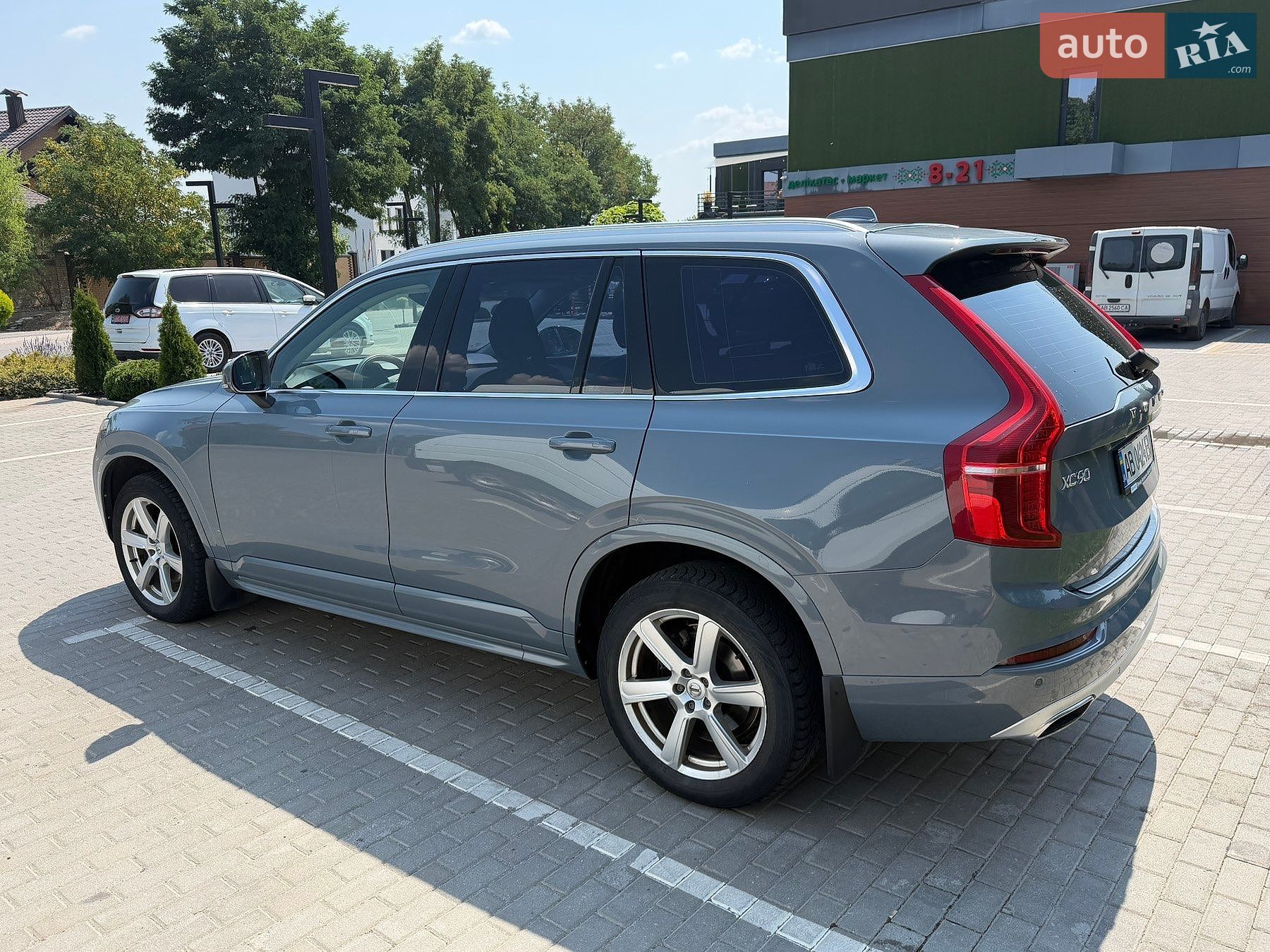 Volvo Xc90 2019 VIN YV1LCK2UCL1553866 фото оголошення 4 з 18