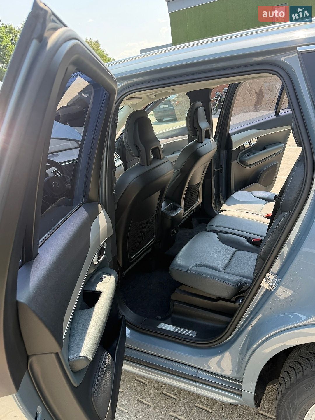Volvo Xc90 2019 VIN YV1LCK2UCL1553866 фото оголошення 11 з 18