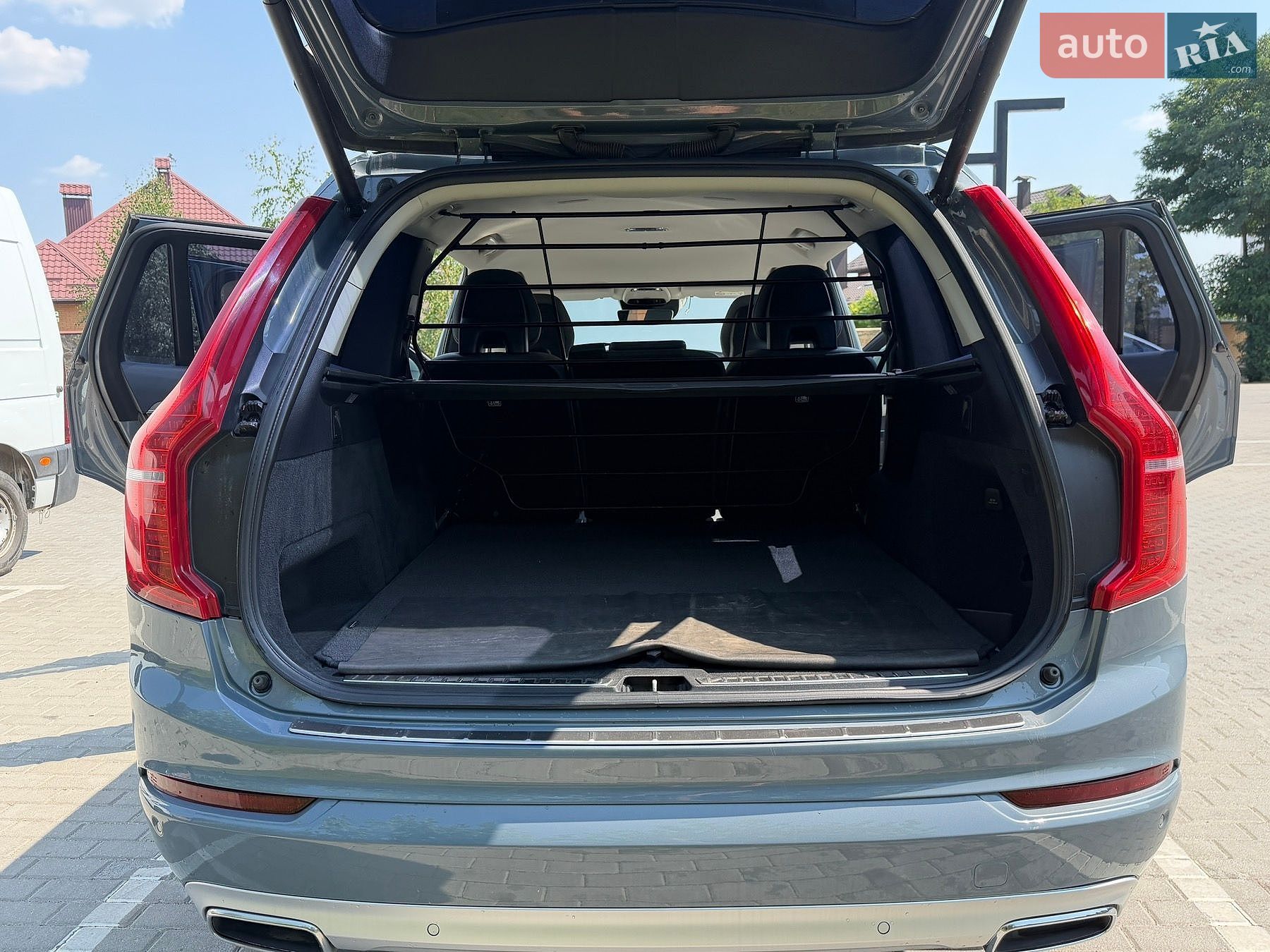 Volvo Xc90 2019 VIN YV1LCK2UCL1553866 фото оголошення 12 з 18