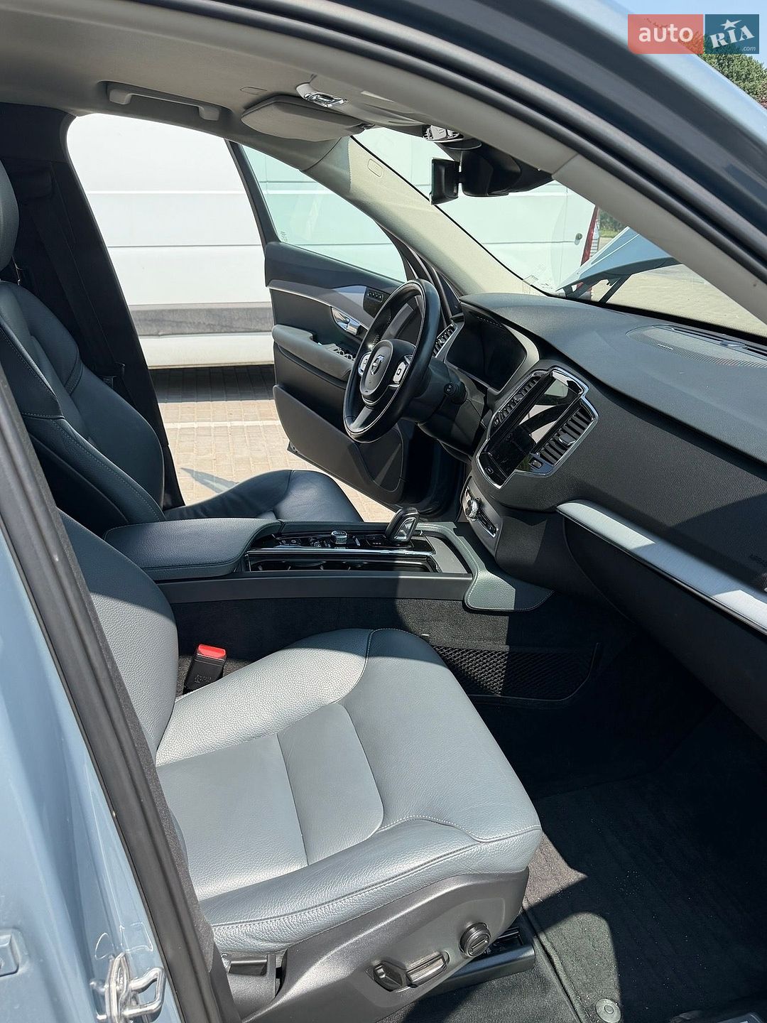 Volvo Xc90 2019 VIN YV1LCK2UCL1553866 фото оголошення 14 з 18