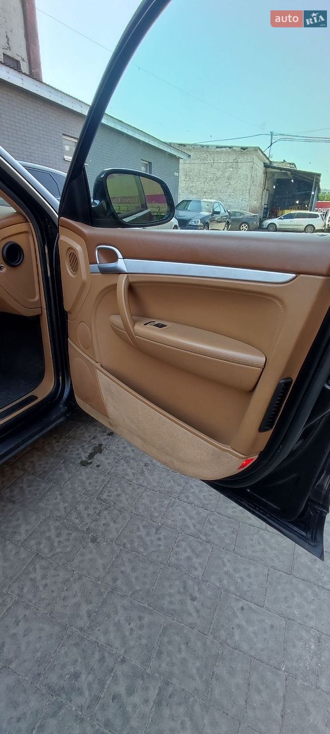 Porsche Cayenne 2005 VIN WP1ZZZ9PZ6LA40278 фото оголошення 18 з 19