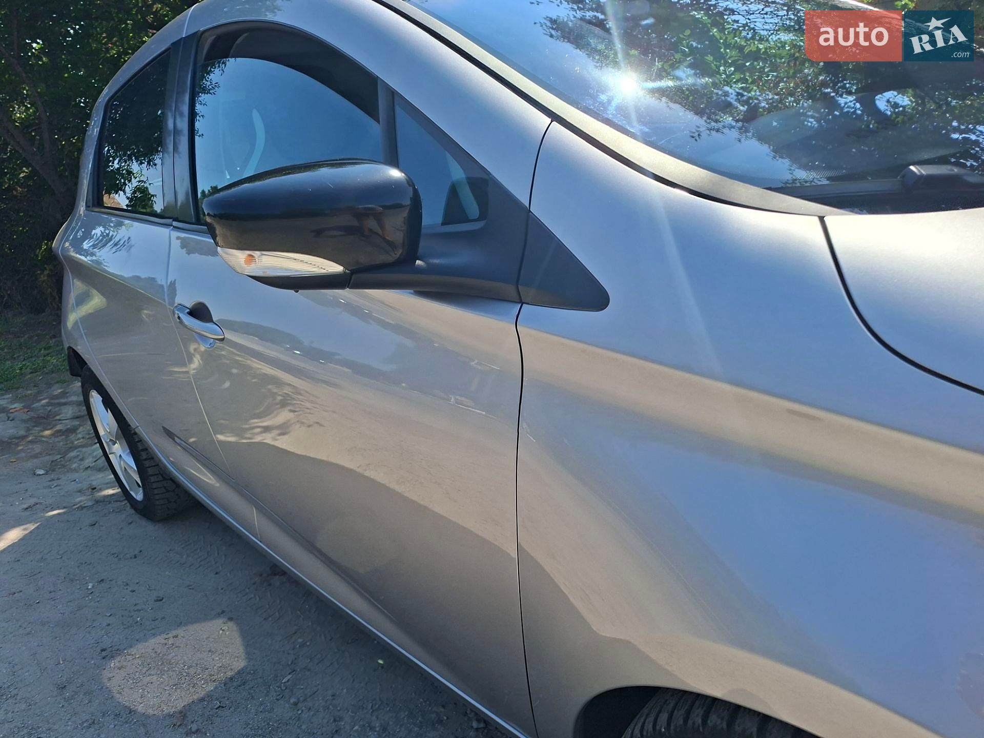 Renault Zoe 2014 VIN VF1AGVYA051937389 фото оголошення 2 з 44