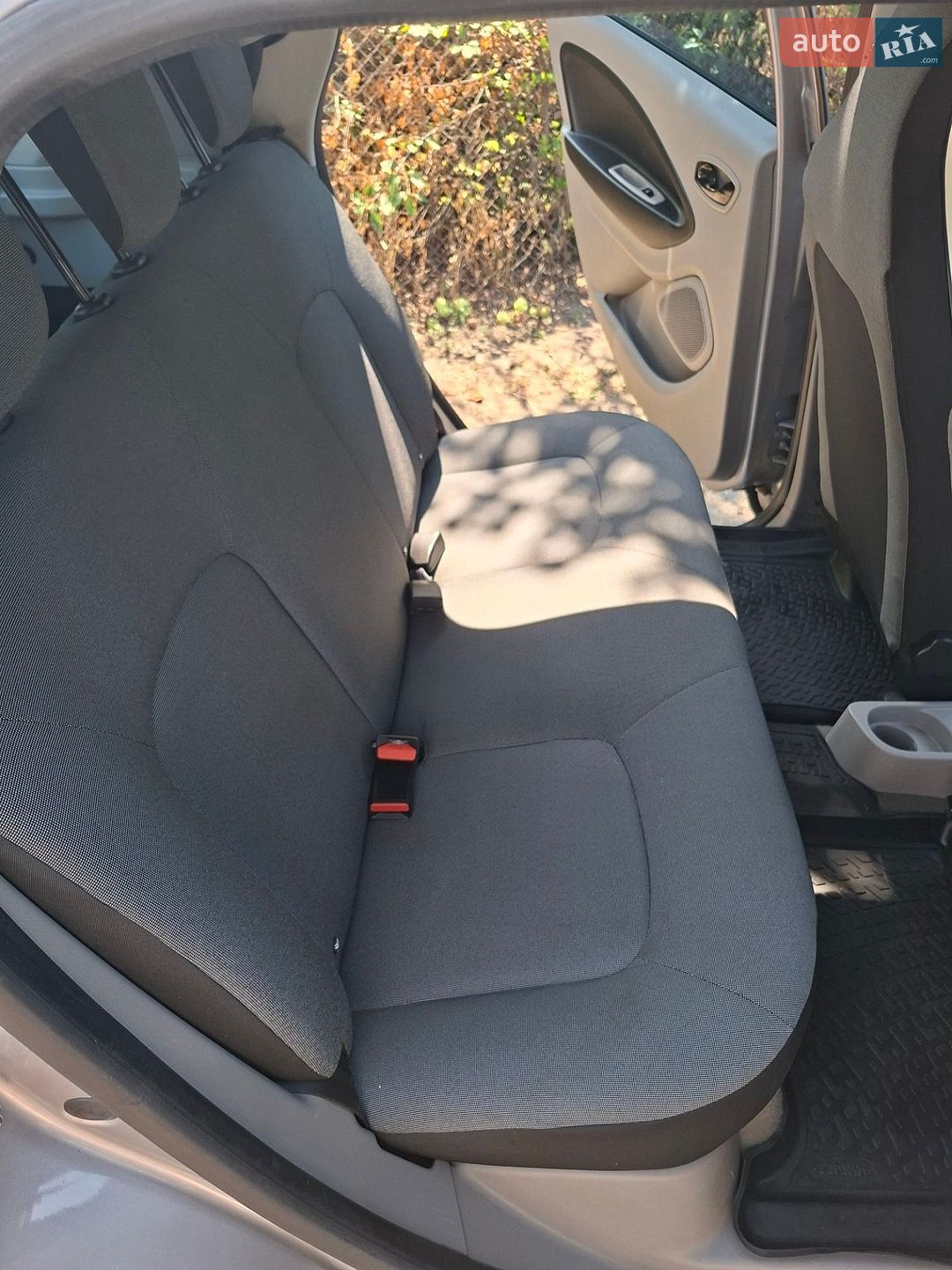 Renault Zoe 2014 VIN VF1AGVYA051937389 фото оголошення 21 з 44
