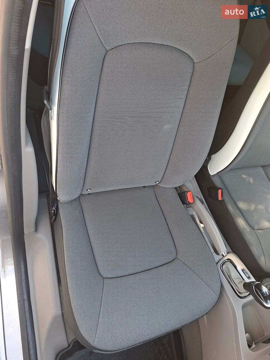 Renault Zoe 2014 VIN VF1AGVYA051937389 фото оголошення 30 з 44