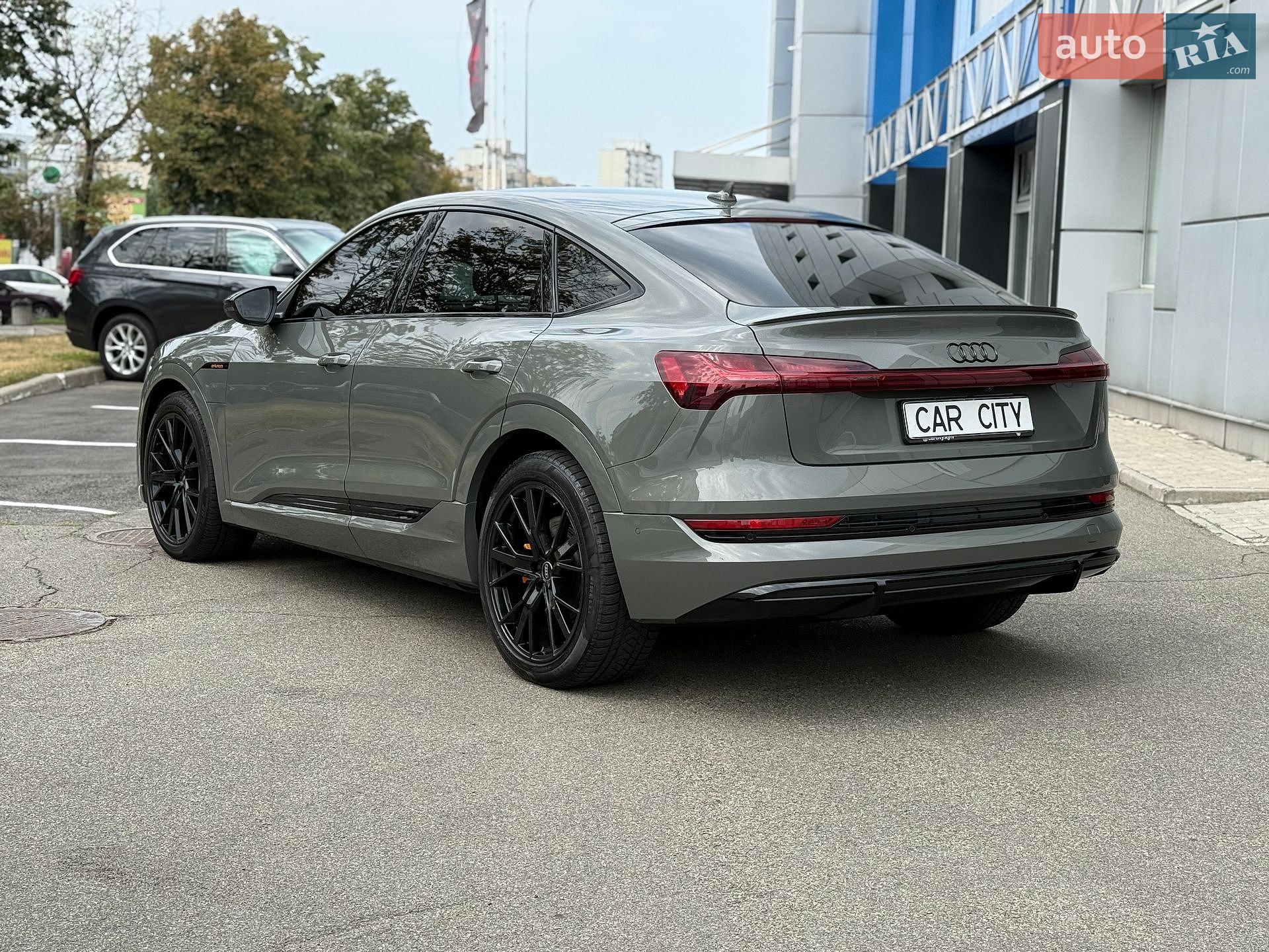 Audi e-tron Sportback 2022 VIN WAUZZZGE0PB022966 фото оголошення 3 з 43