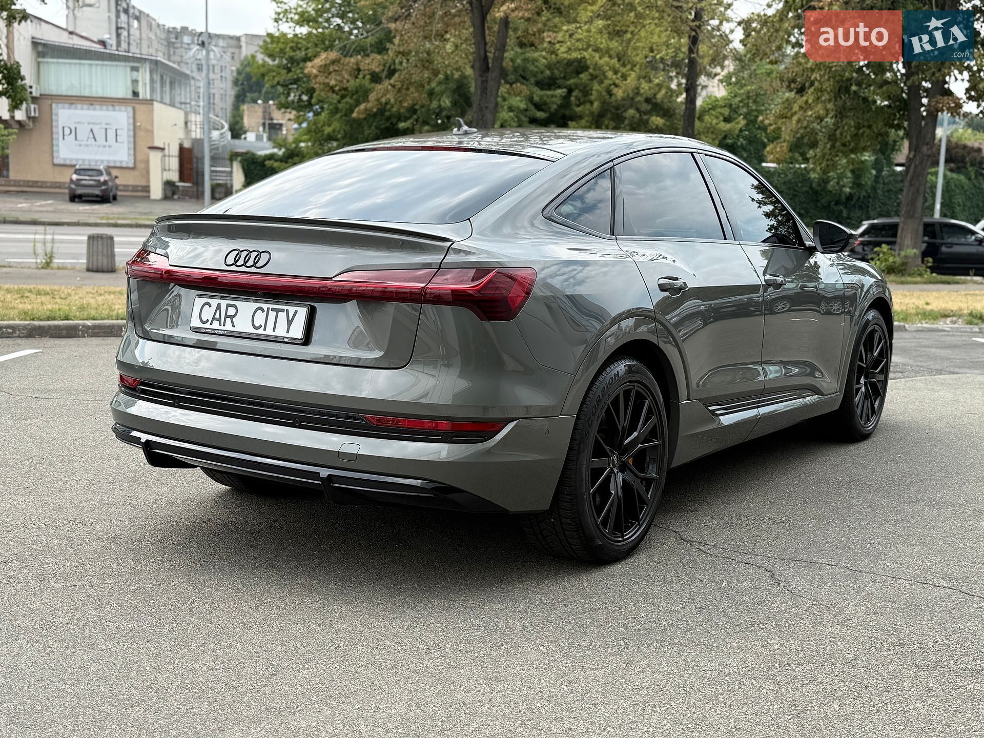 Audi e-tron Sportback 2022 VIN WAUZZZGE0PB022966 фото оголошення 5 з 43