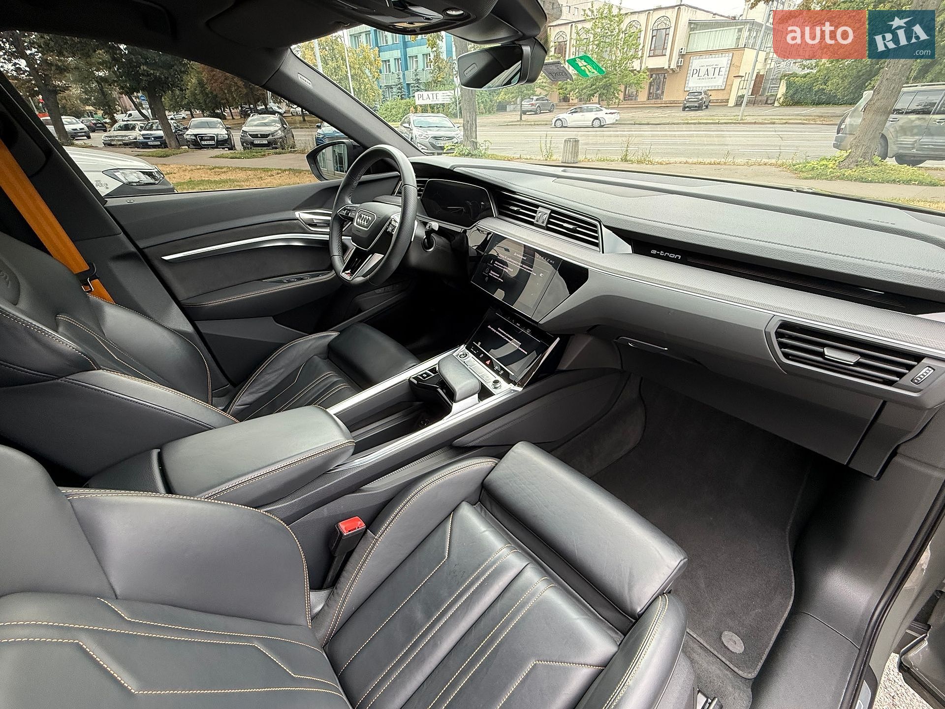Audi e-tron Sportback 2022 VIN WAUZZZGE0PB022966 фото оголошення 19 з 43