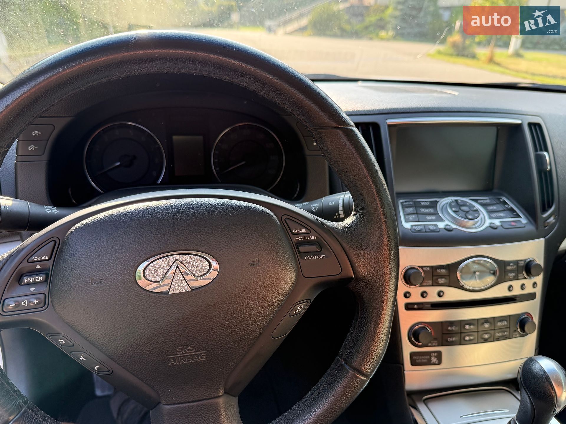 Infiniti Q60 2015 VIN JN1CV6FE8FM811229 фото оголошення 8 з 15