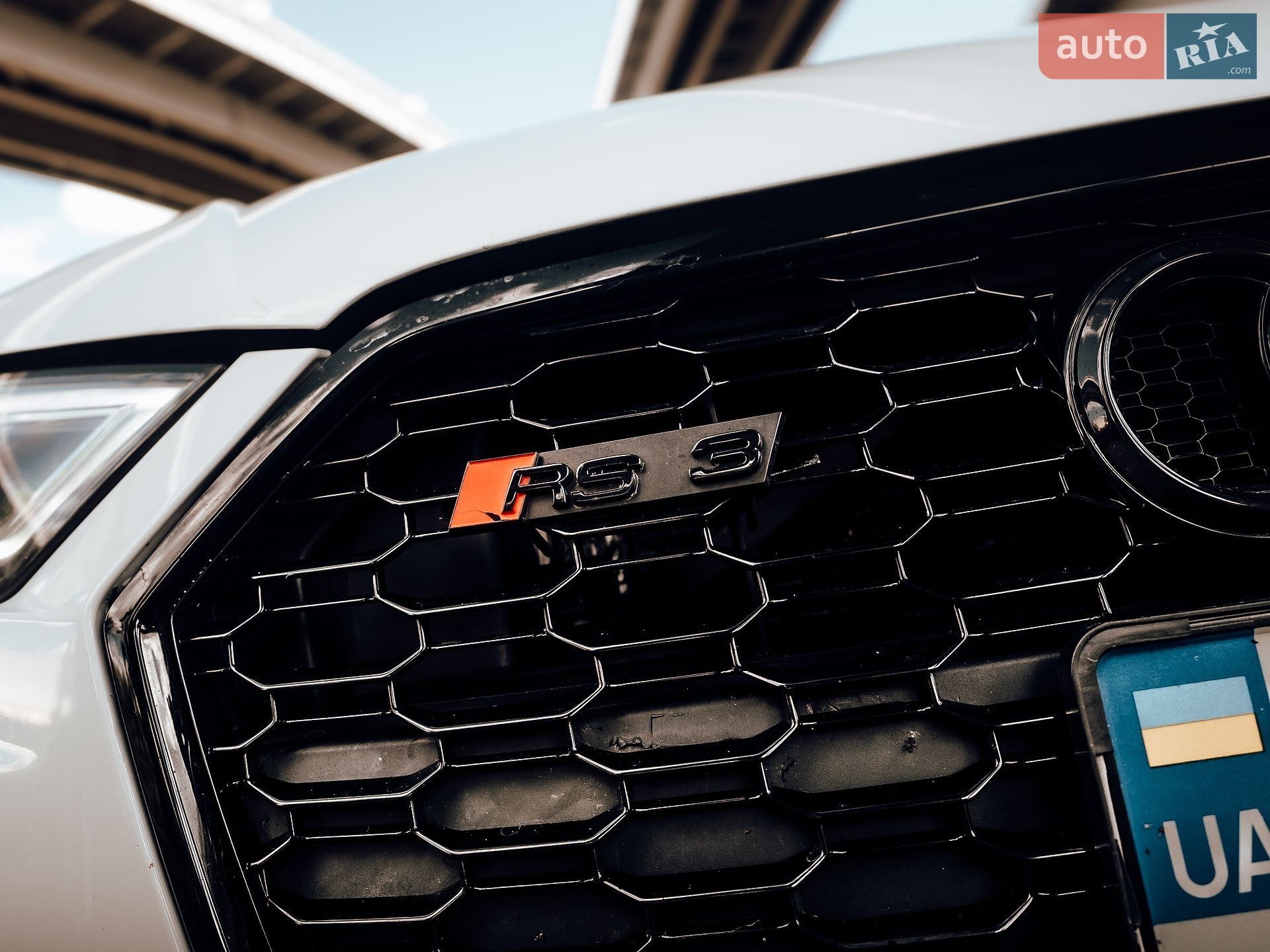 Audi RS3 2017 VIN WUABWGFF3J1900093 фото оголошення 7 з 56