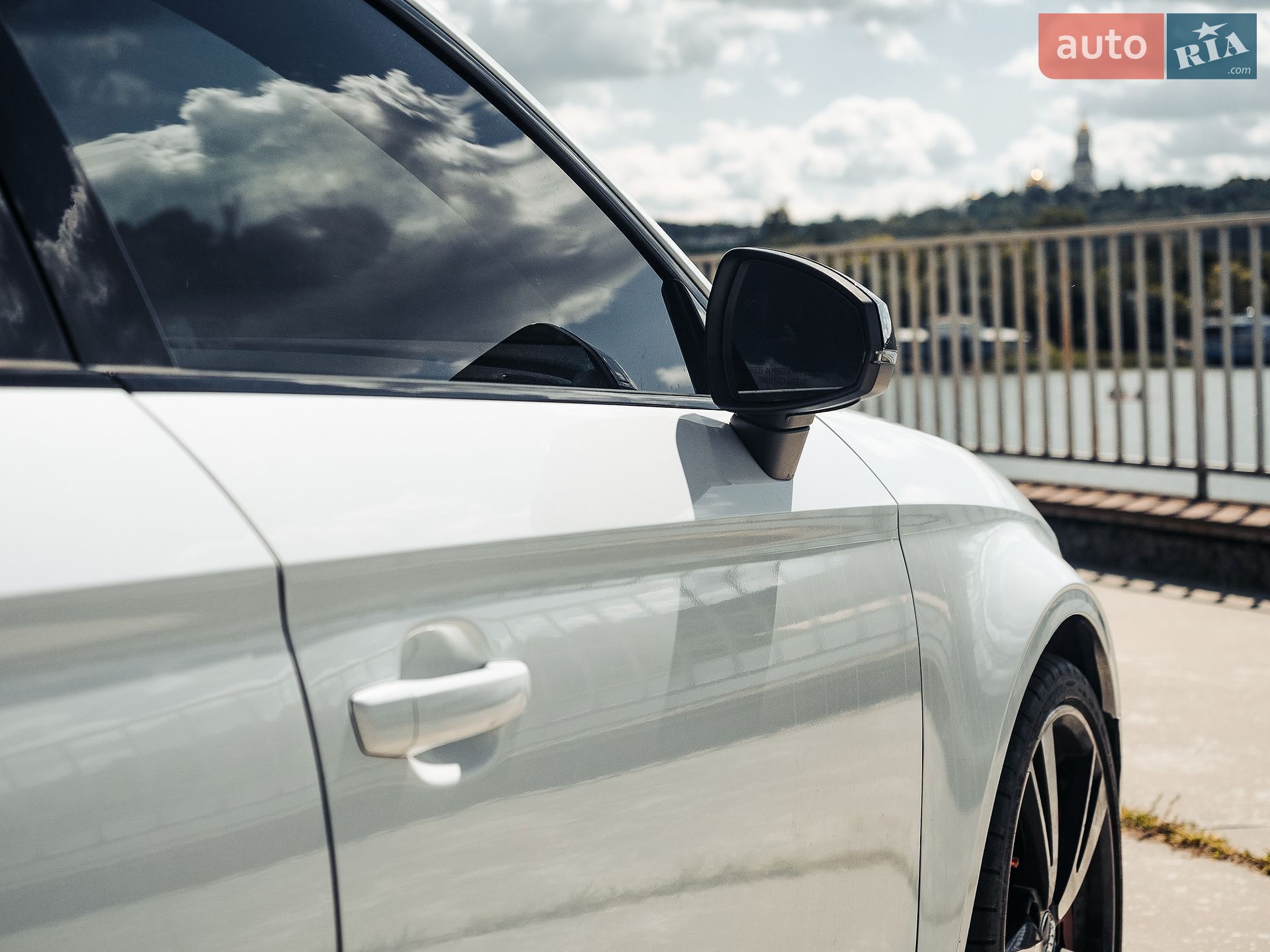 Audi RS3 2017 VIN WUABWGFF3J1900093 фото оголошення 19 з 56