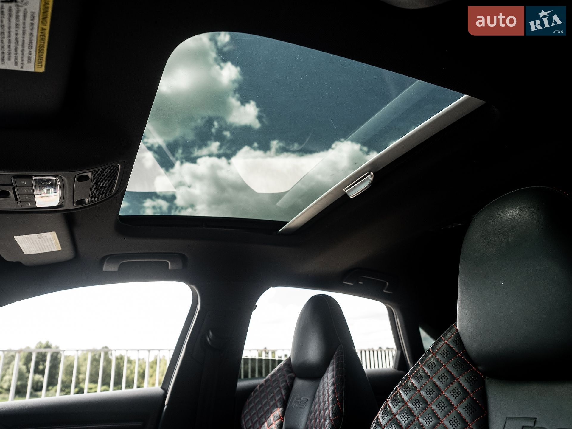 Audi RS3 2017 VIN WUABWGFF3J1900093 фото оголошення 47 з 56