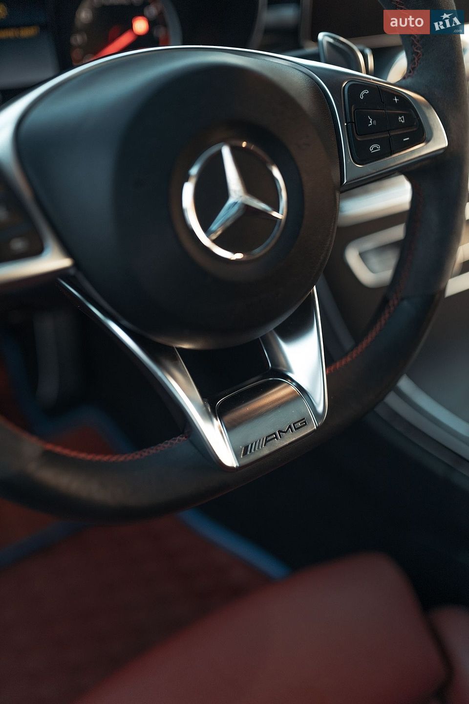 Mercedes-Benz C-Class 2017 VIN 55SWF6EBXJU255570 фото оголошення 33 з 51