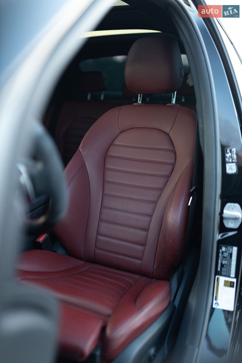 Mercedes-Benz C-Class 2017 VIN 55SWF6EBXJU255570 фото оголошення 50 з 51