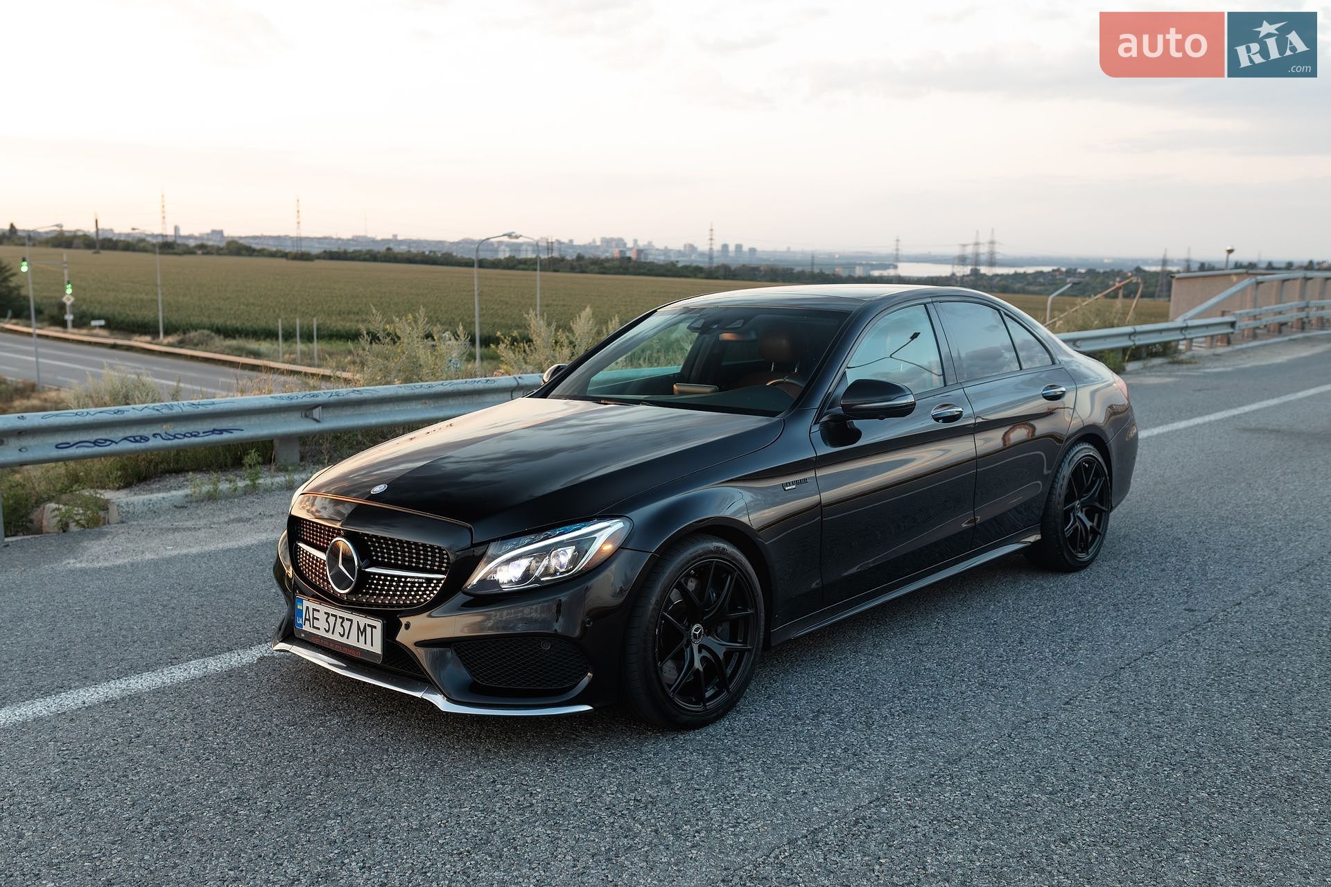 Mercedes-Benz C-Class 2017 VIN 55SWF6EBXJU255570 фото оголошення 51 з 51