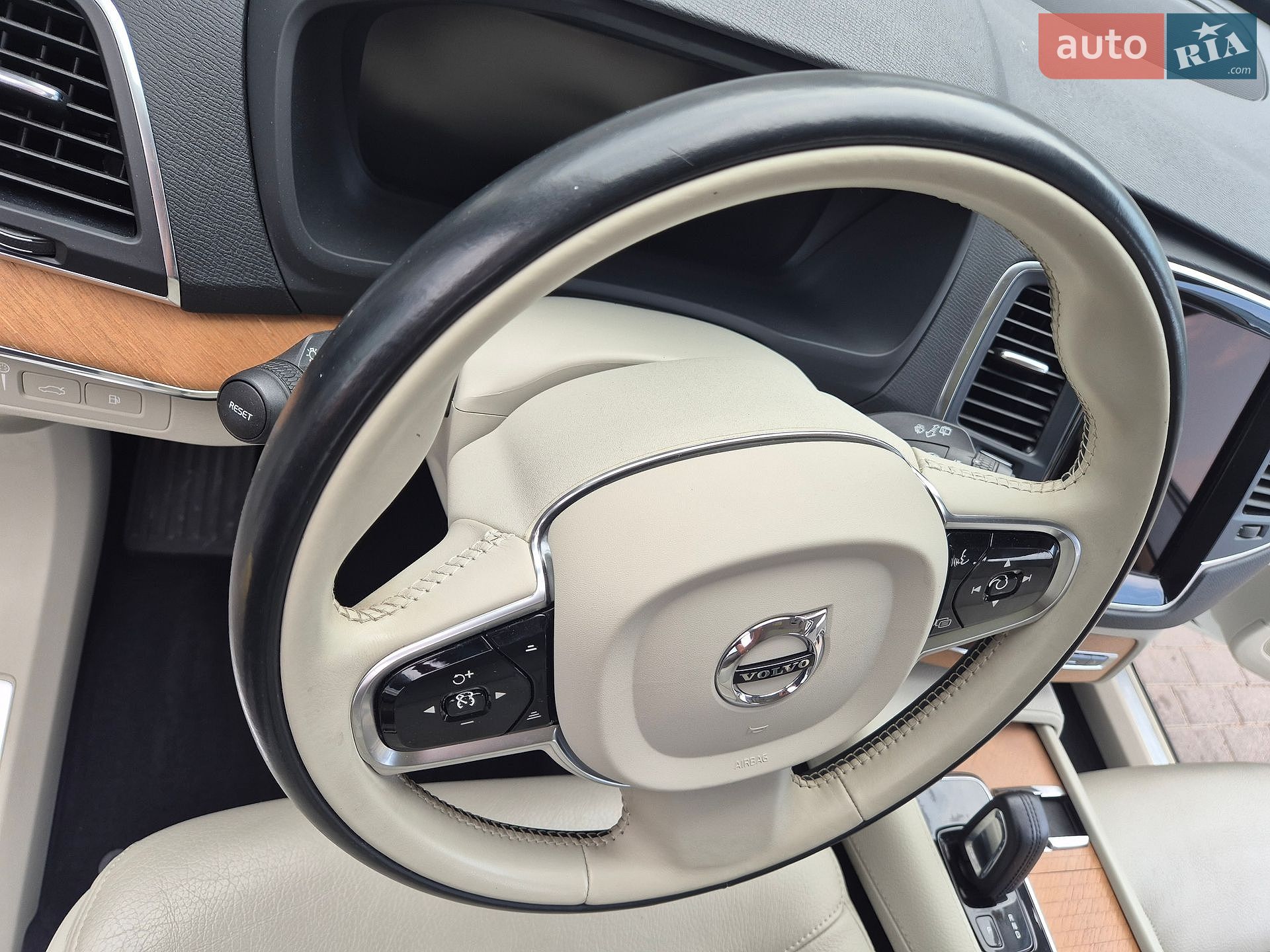 Volvo Xc90 2020 VIN YV4BR0CK0M1683293 фото оголошення 9 з 107