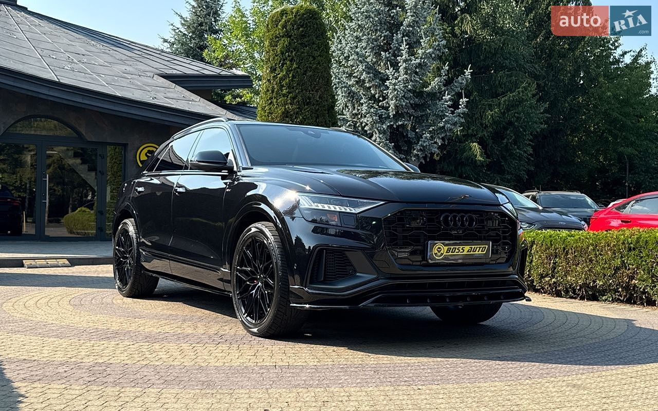Audi Q8 2019 VIN WA1FVAF18LD010042 фото оголошення 2 з 40
