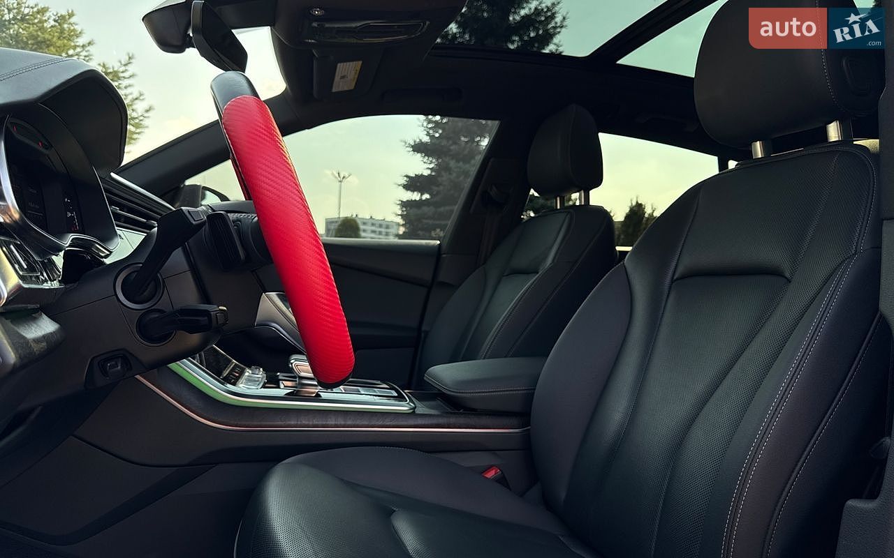 Audi Q8 2019 VIN WA1FVAF18LD010042 фото оголошення 10 з 40