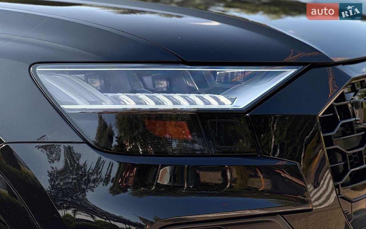 Audi Q8 2019 VIN WA1FVAF18LD010042 фото оголошення 36 з 40