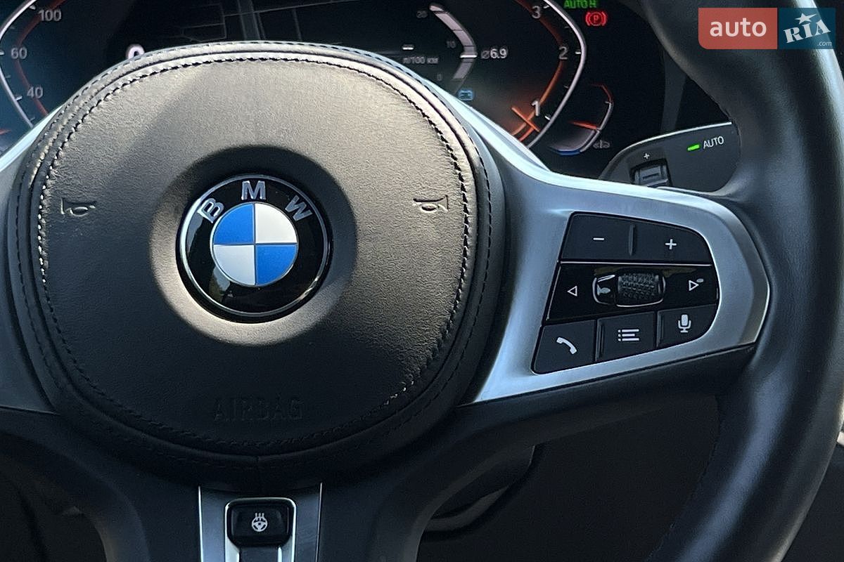 BMW 3 Series 2022 VIN WBA5V780208C54377 фото оголошення 17 з 24