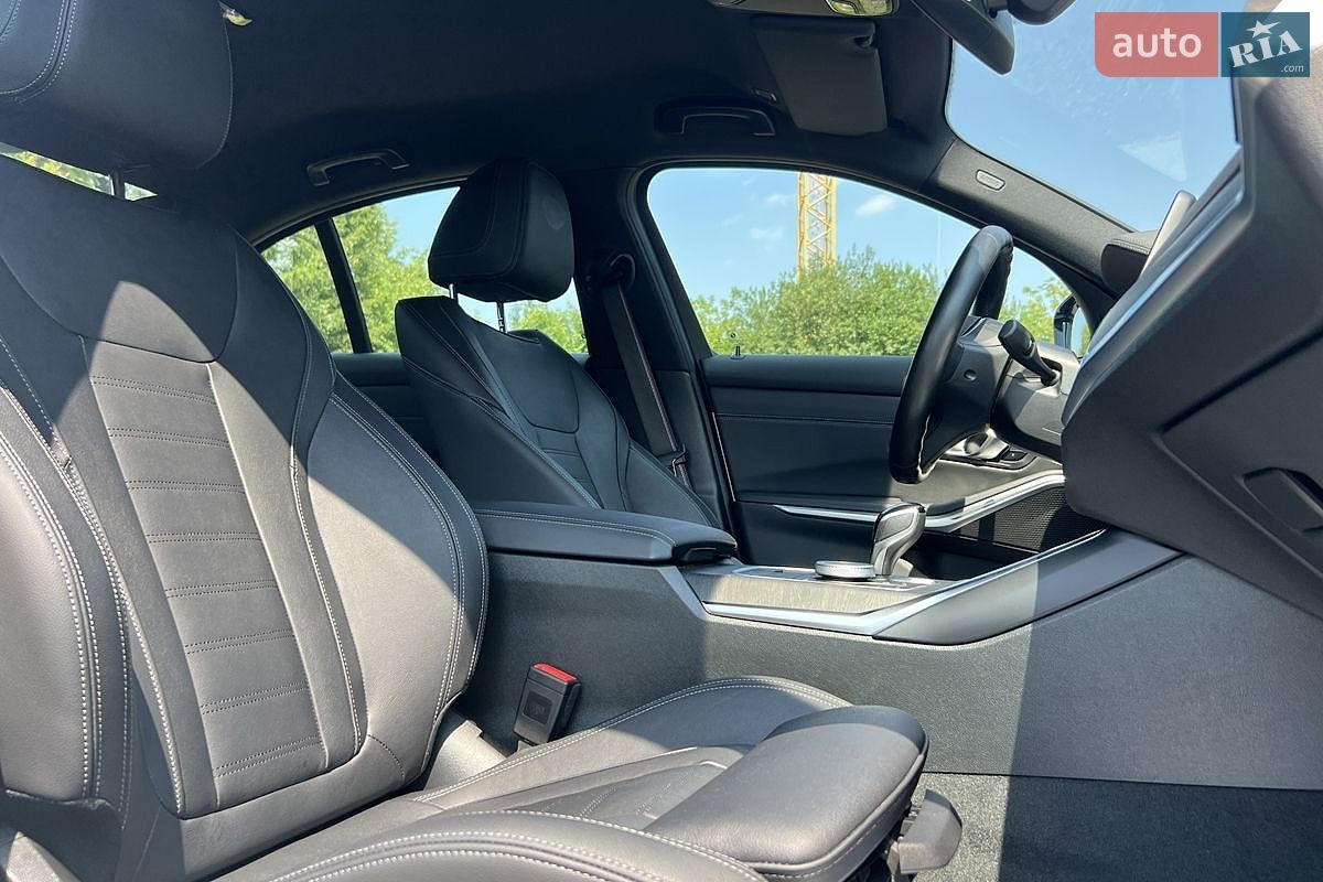 BMW 3 Series 2022 VIN WBA5V780208C54377 фото оголошення 23 з 24