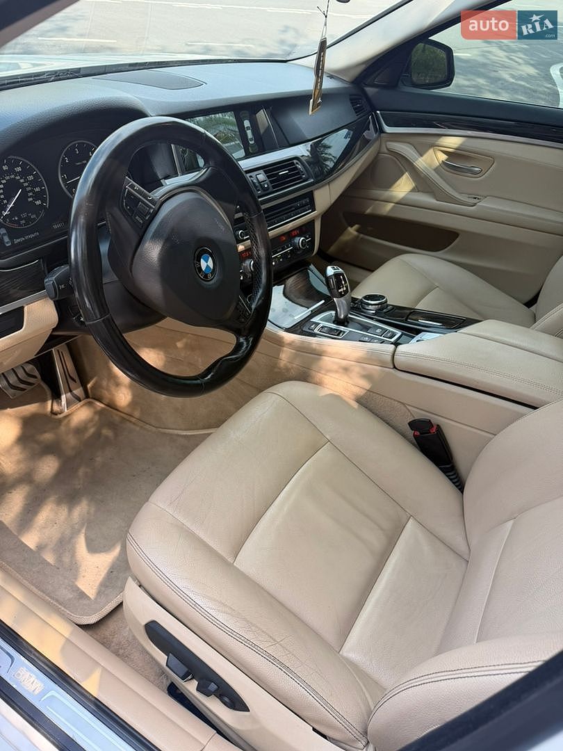 BMW 5 Series 2014 VIN WBAFV3C51ED685451 фото оголошення 9 з 19