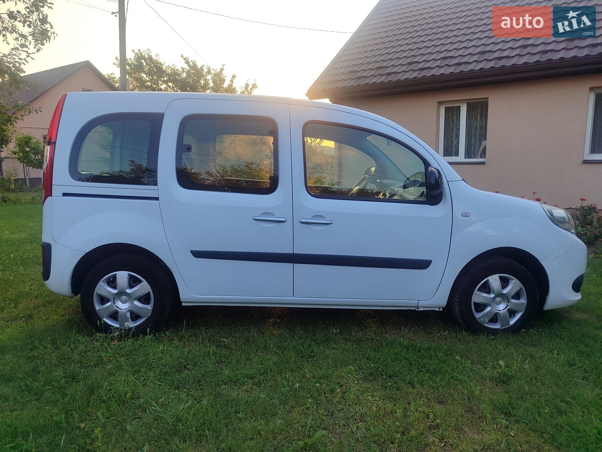 Renault Kangoo 2015 VIN VF1KW28B552850782 фото оголошення 4 з 20