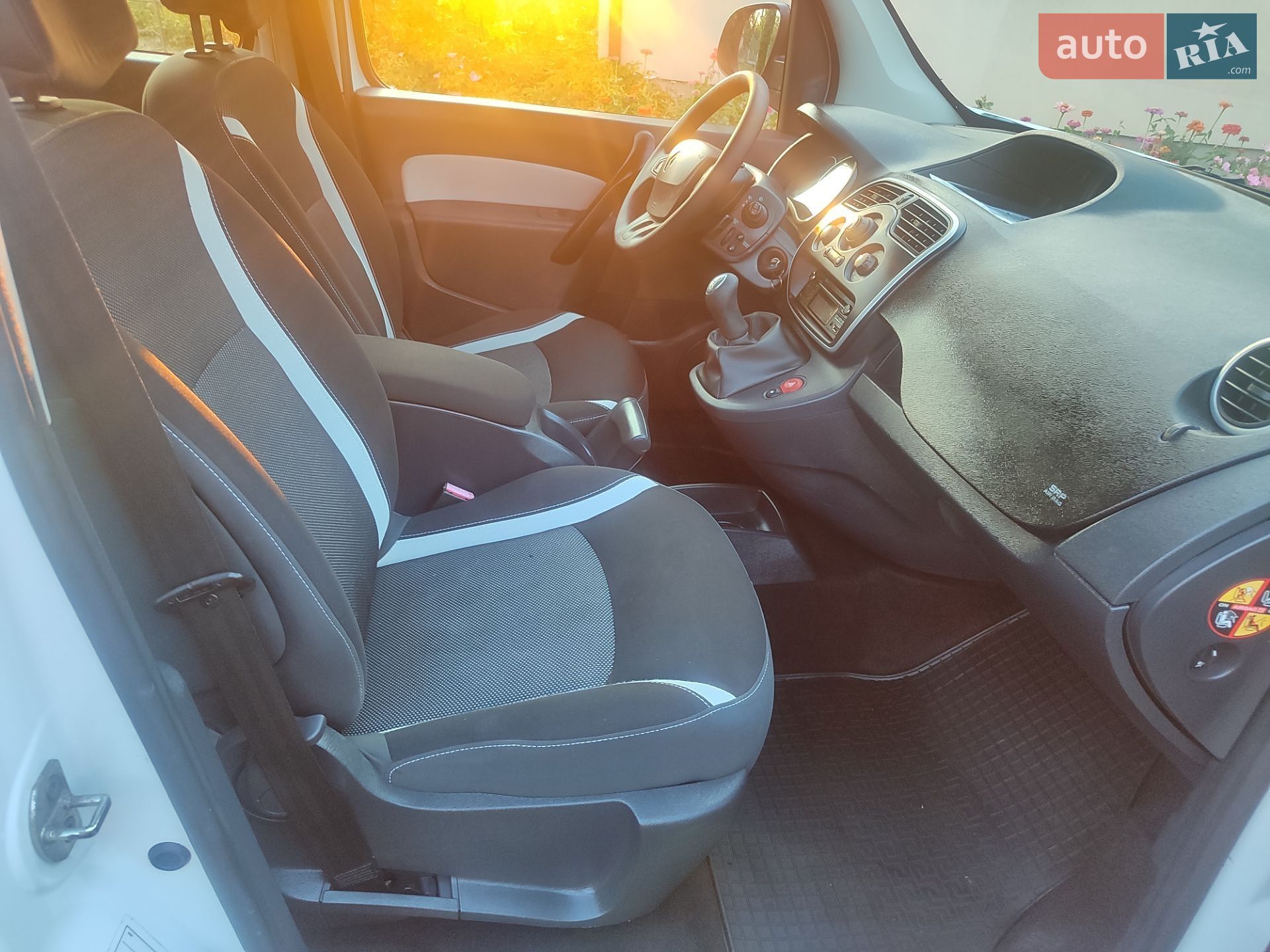 Renault Kangoo 2015 VIN VF1KW28B552850782 фото оголошення 13 з 20